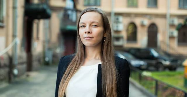 Арест авто судебными приставами: за что могут наложить и как его избежать
