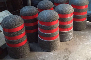 Бетонные столбики ограждения для парковок и тротуаров