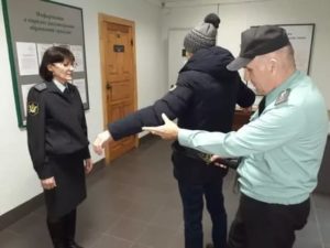 Что имеют право делать судебные приставы по новому закону