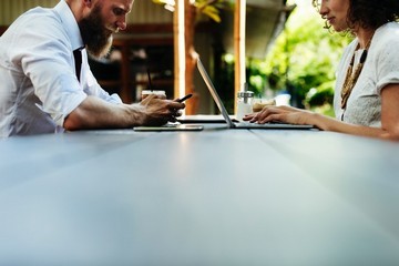 Что нужно знать при покупке квартиры через агентство недвижимости