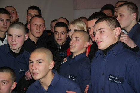 Детская колония: условия и режимы содержания детей