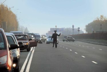 Езда по встречной полосе штраф или лишение?
