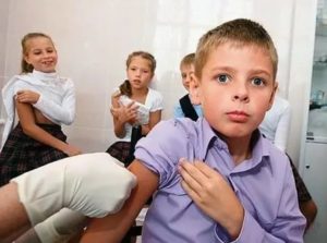 Как Делают Прививки Детям в Школе