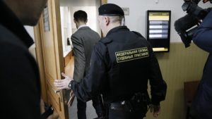 Как наказать неплательщика алиментов
