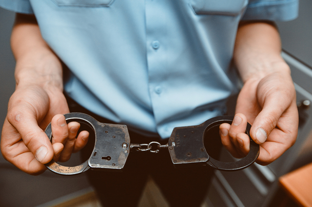 Как написать заявление о в полицию о порче имущества + образец