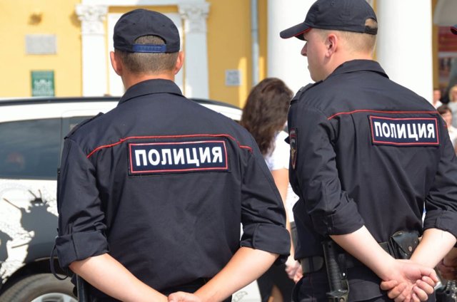 Как отличить белый военный билет от других билетов