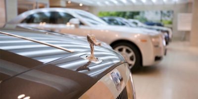 Как платится налог на роскошь с автомобиля?