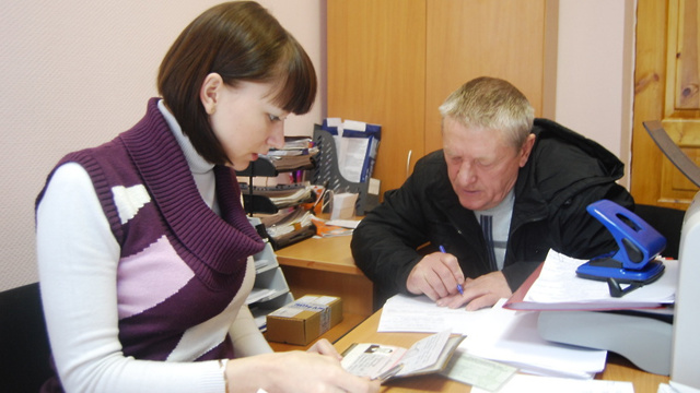 Как получать пособие по безработице
