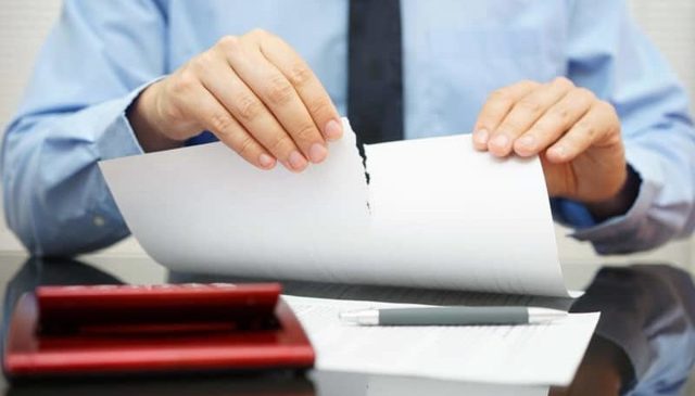 Как происходит расторжение договора страхования жизни по кредиту