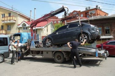 Как забрать автомобиль со штрафстоянки без страховки?