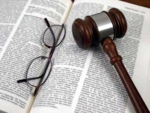 Какие суды рассматривают гражданские и уголовные дела
