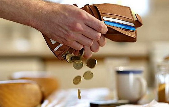 Каков порядок взыскания денежных средств с алиментщика, если он не работает