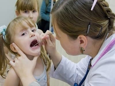 карантин в детском саду &mdash; можно ли родители не ходить на работу