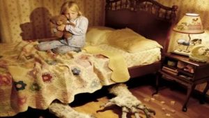 Кажется Что Кто то Ходит по Квартире