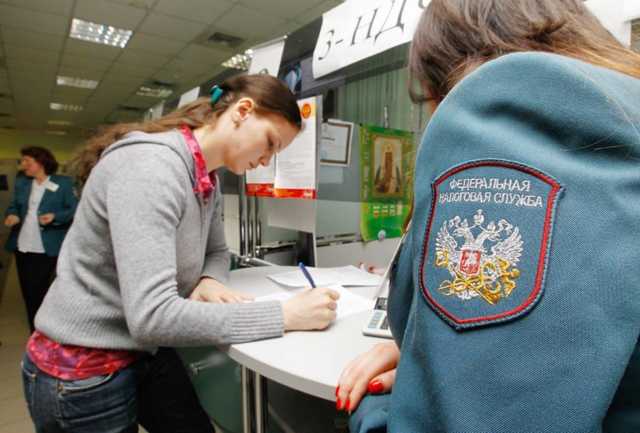 Кого и почему будут штрафовать за переводы с карты на карту