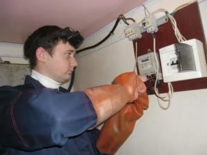 Кто Должен Менять Электросчетчик в Неприватизированной Квартире