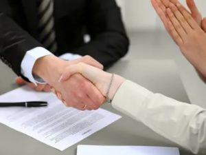 Кто Первый Подписывает Договор Поставщик Или Покупатель