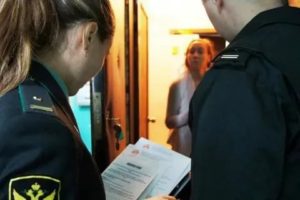 Могут ли арестовать судебные приставы самого должника
