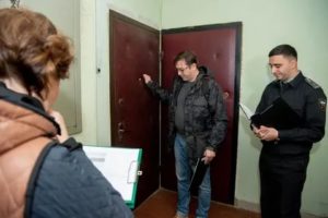 Могут ли отобрать квартиру наследство приставв