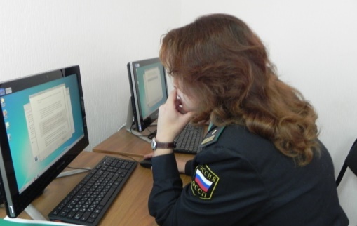 Могут ли приставы списать средства с карты или счета без уведомления