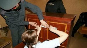 Могут ли приставы забрать технику если ты живешь не по месту прописки