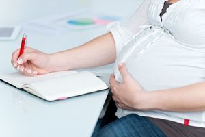 Могут ли уволить женщину, находящуюся в декретном отпуске