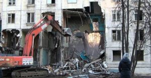 Можно ли покупать квартиру если дом попал под реновацию