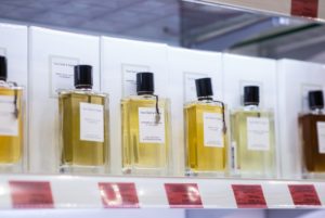 Можно ли сдавать духи обратно в магазин лэтуаль