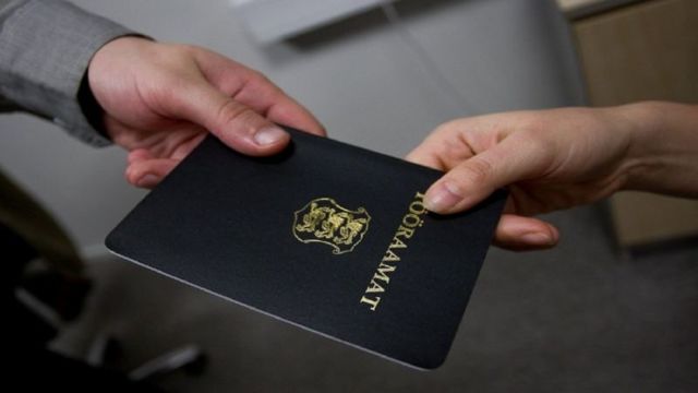 Можно ли уволить работника находящегося на больничном