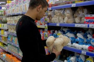 Можно ли вернуть непонравившуюся игрушку в детский мир