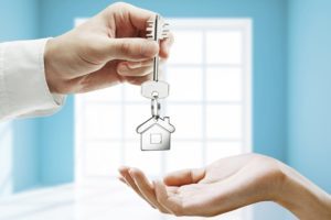 Нотариальная сделка купли-продажи квартиры и ее стоимость