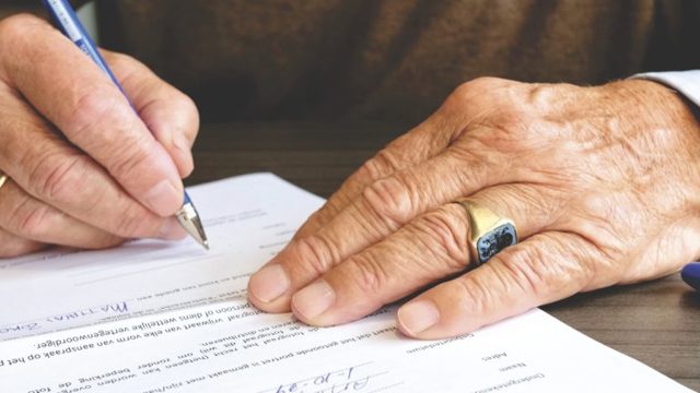 Нужно ли выполнять определенные действия после покупки квартиры и зачем