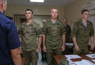Отпуск женам военнослужащих по закону