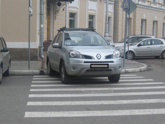 Парковка в пешеходной зоне штраф