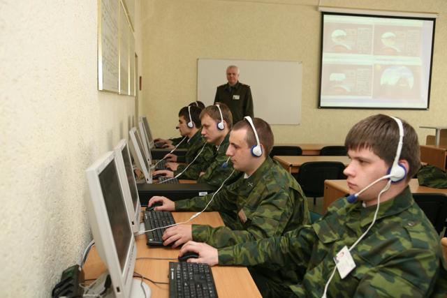 Распорядок дня военнослужащего в российской армии