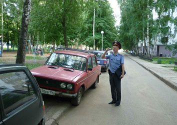 Размер штрафа за парковку на тротуаре