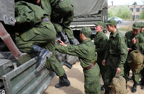 С какого дня начинается служба в армии