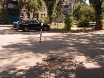 Самозахват дворовой территории под парковку