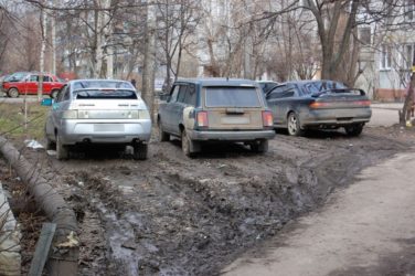 Штраф за заезд на газон