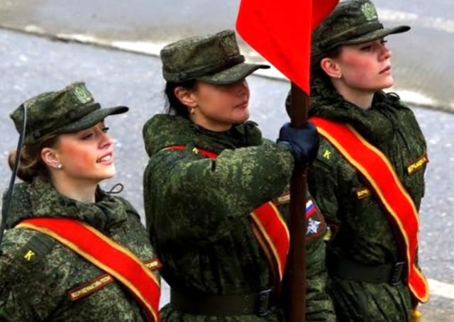 Служба по контракту в армии для женщин