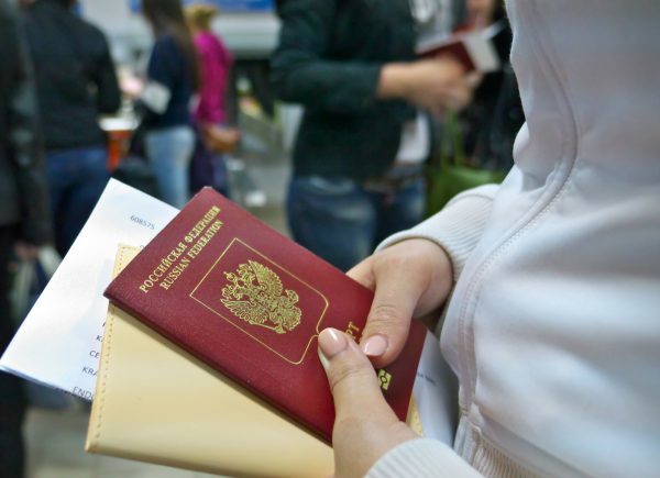 Смена фамилии после развода: особенности и нюансы процедуры