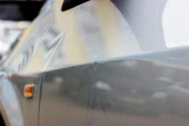 Удар дверью на парковке считается ДТП