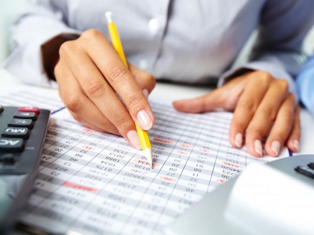 В каких случаях сотруднику нужна медкомиссия на работу