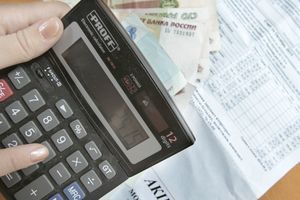 В каком порядке определяется температура горячего водоснабжения в квартире
