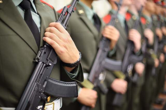 Входит ли в трудовой стаж служба в армии по призыву