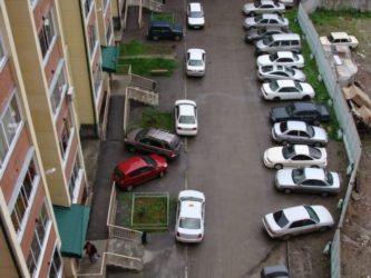 Во дворе нет парковочных мест что делать?