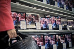 Возврат товаров в магазин телевизоров
