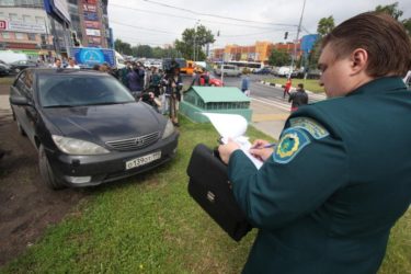 Выезд на газон штраф