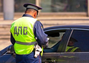 Забыл документы на автомобиль какой штраф?