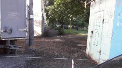 Захват придомовой территории под парковку